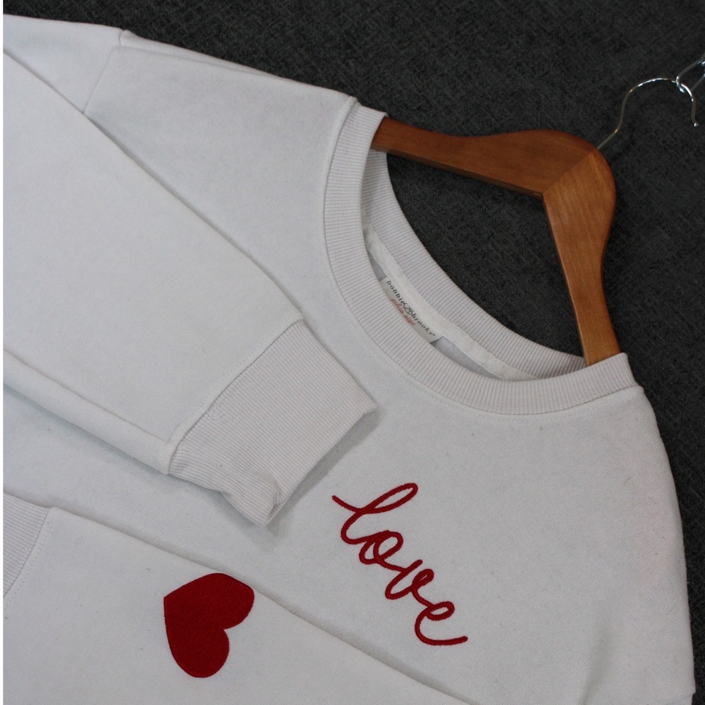 Bobbie Brooks White Love Heart Embroidered Sweatshirt Plus Size 2X
